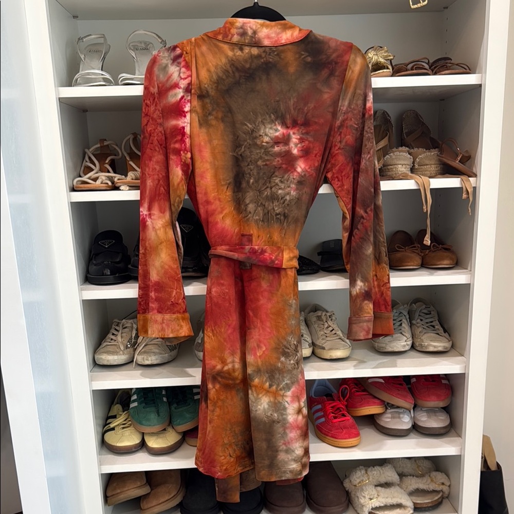 Mason Grey Robe - Red & Brown - Picture 5 of 5